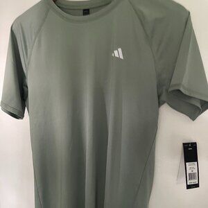 Men's Adidas SS T-shirt Med NWT